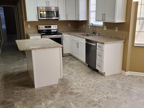 5th image of 1123 Avocet Ln