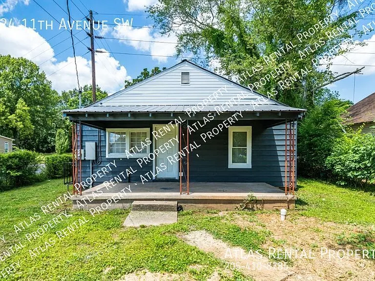 424 11th Ave SW — Photo 3