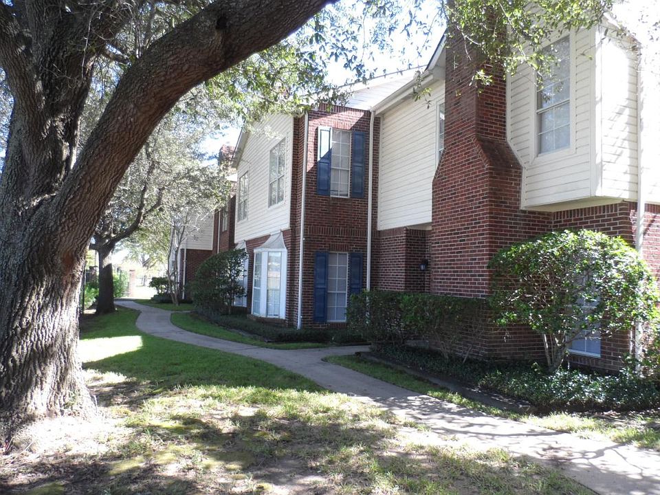 1st image of 800 W Pasadena Blvd #1005