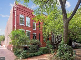 319 9th St SE, Washington, DC 20003