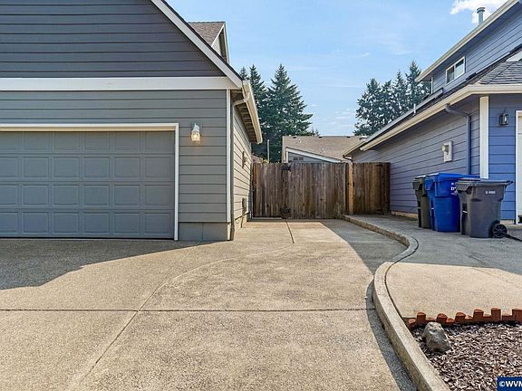 4th image of 5874 Flairstone Ct SE