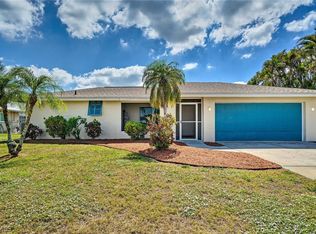 2404 SE 16th St, Cape Coral, FL 33990