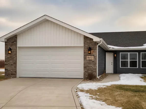 8652 Madison St, Merrillville, IN 46410