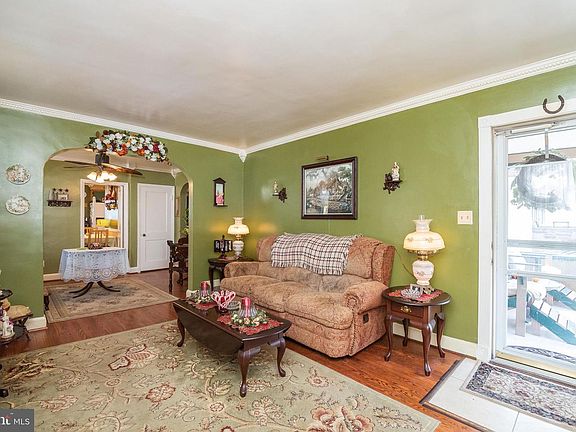 4th image of 7429 Brookwood Ave