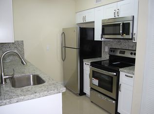 2820 N Oakland Forest Dr 109 #109, Oakland Park, FL 33309