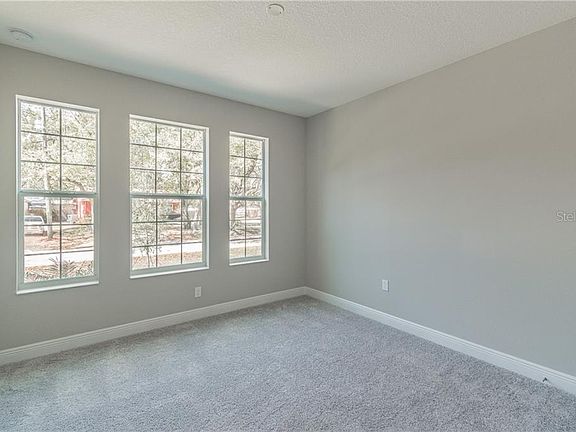 5th image of 2154 Dartmouth Ave N