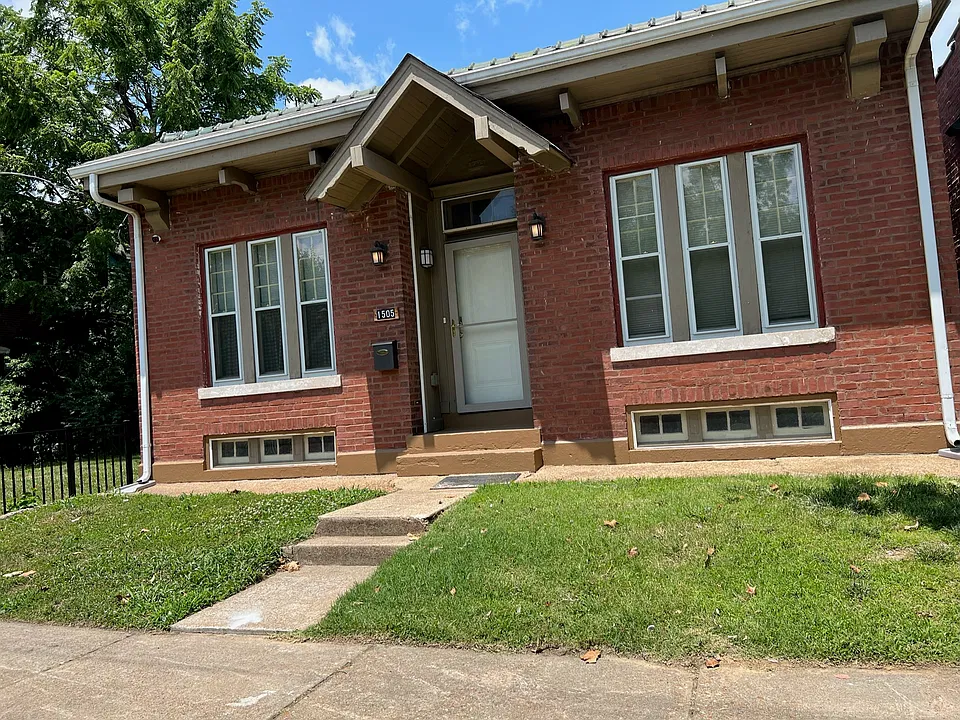 1505 Newhouse Ave