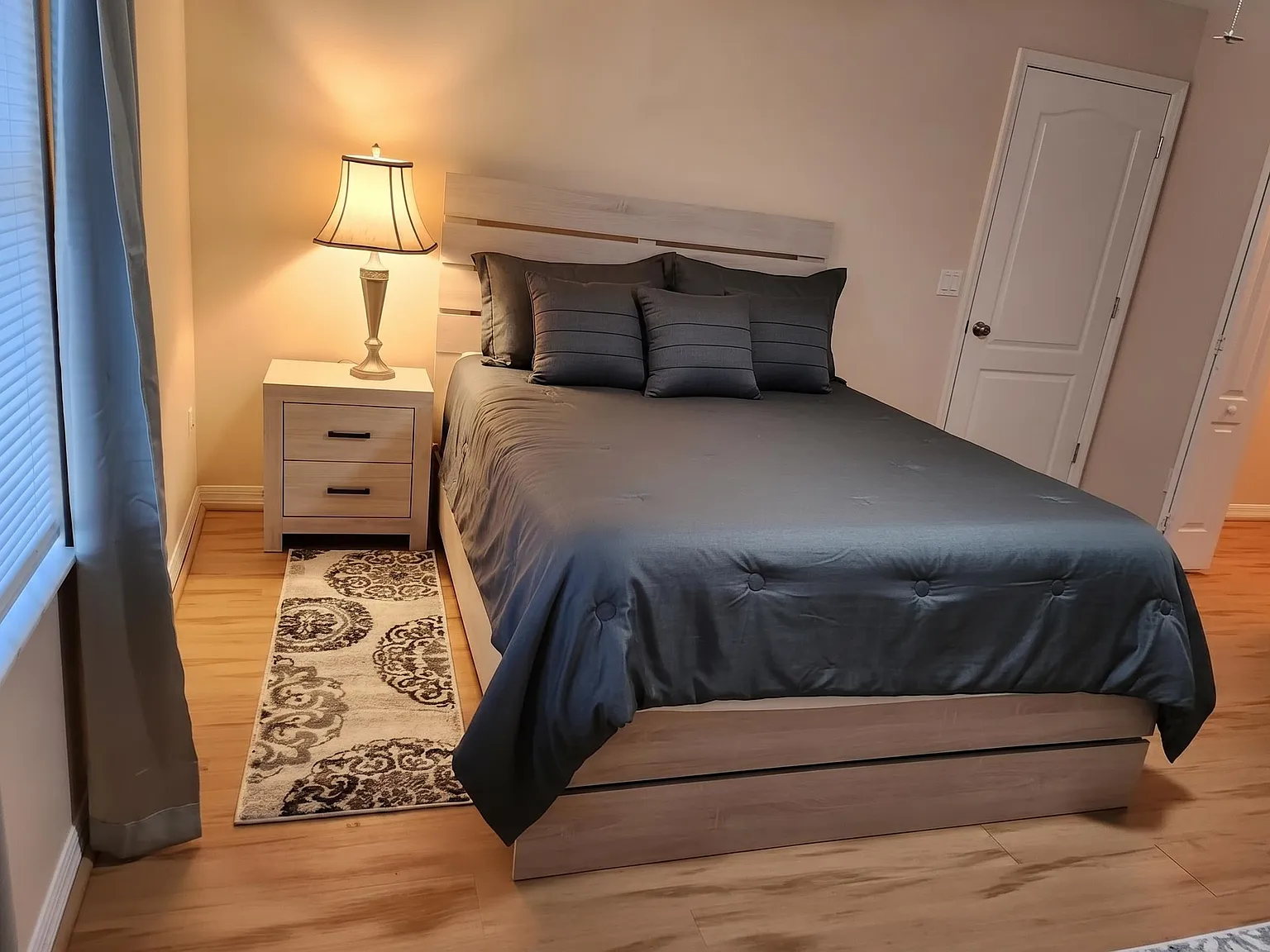 3 bed, 2.0 bath, 1313 sqft, $1,126 — Photo 1