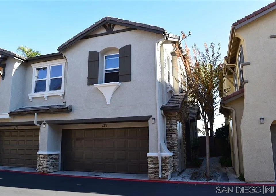 1st image of 425 S Meadowbrook Dr Unit 131