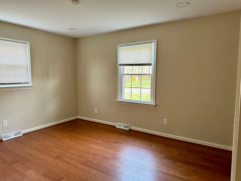 2nd Bedroom. 2 closets.