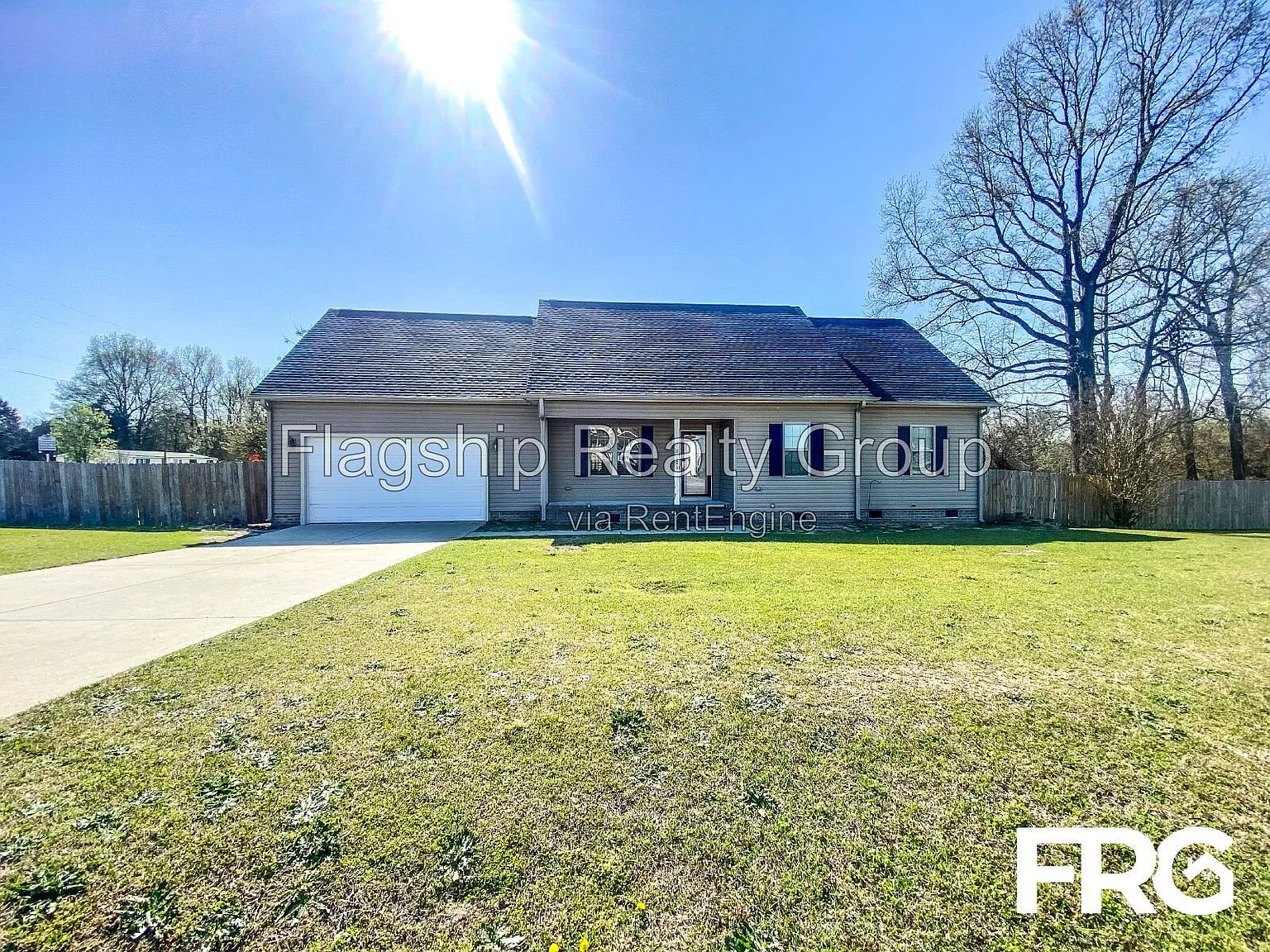 3 bed, 2.0 bath, 1414 sqft, $1,825 — Photo 3