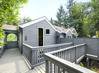 260 NW Seblar Dr, Portland, OR 97210