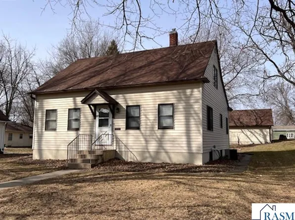 314 W 7th St, Blue Earth, MN 56013