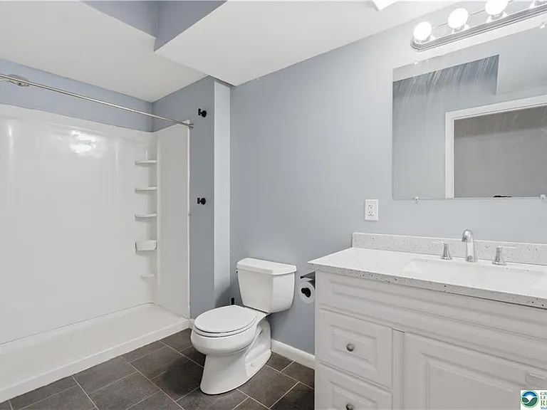 623 Walnut Ave #B2 — Photo 13