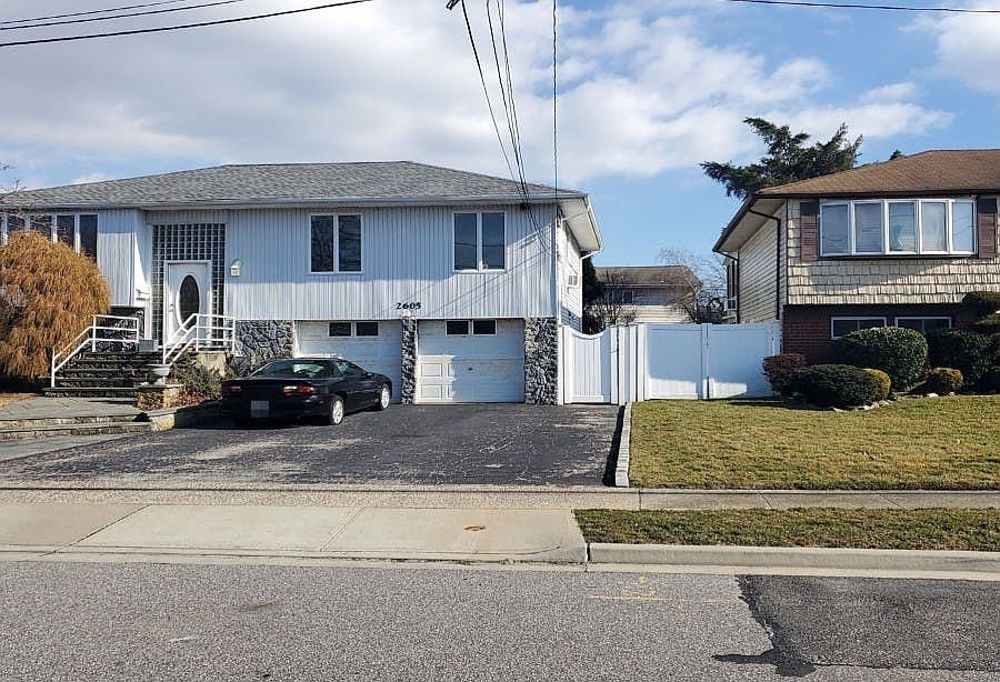 2605 Irene Ln, Seaford, NY 11783 Zillow