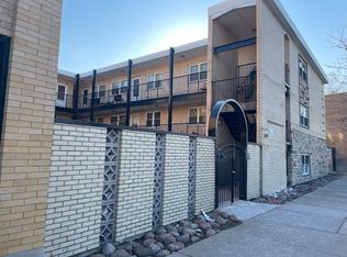 5607 W Irving Park #204, Chicago, IL 60613
