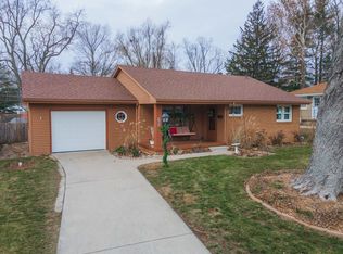 103 Eastview Dr, Normal, IL 61761