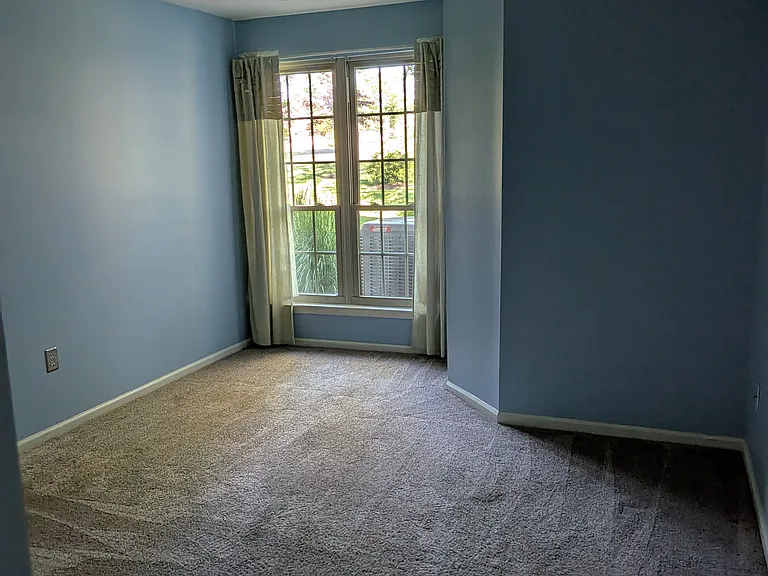 203 Remington Ct #203 — Photo 18