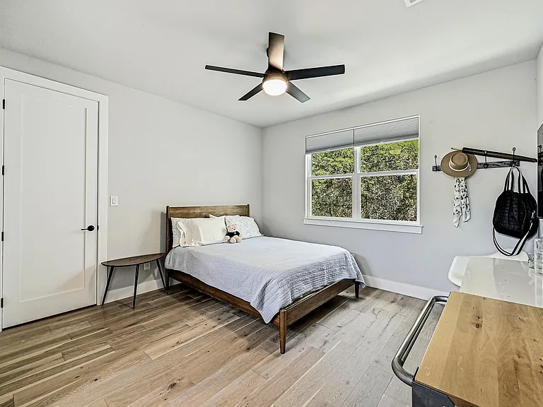2603 Nocona Trl — Photo 11