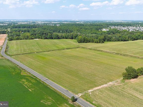 2nd image of 2157 Oldmans Creek Rd