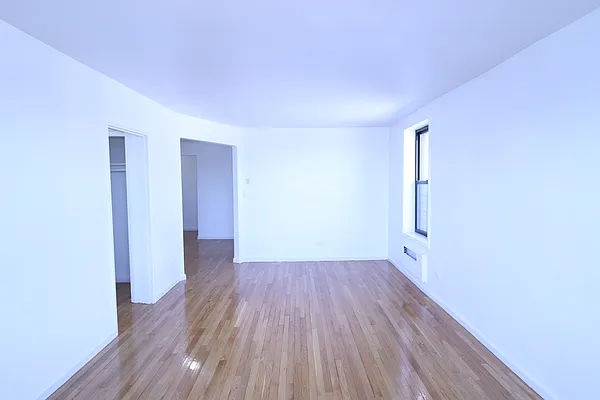 Rented by A&E Real Estate Management | media 6