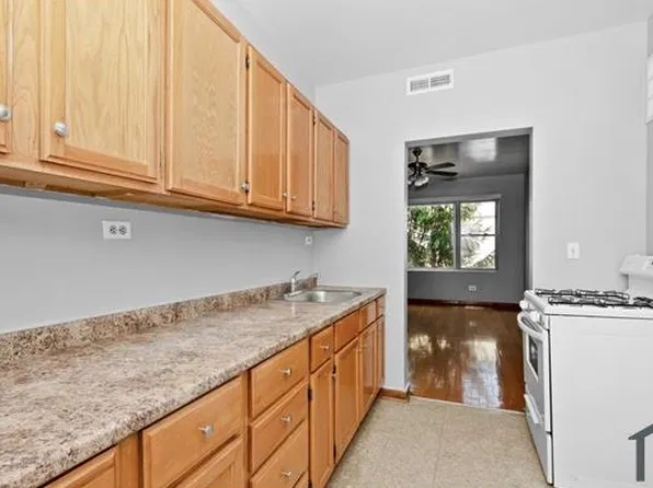 6328 S Troy St #3, Chicago, IL 60629