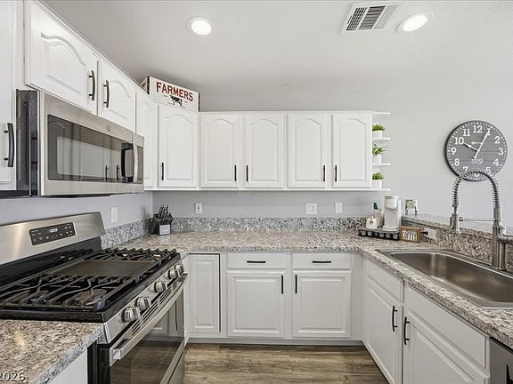 3rd image of 112 Ocean Mist Ln