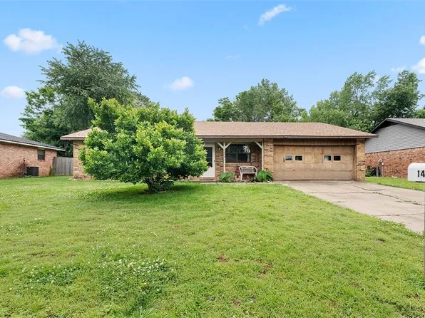 1404 Daline St, Springdale, AR 72762