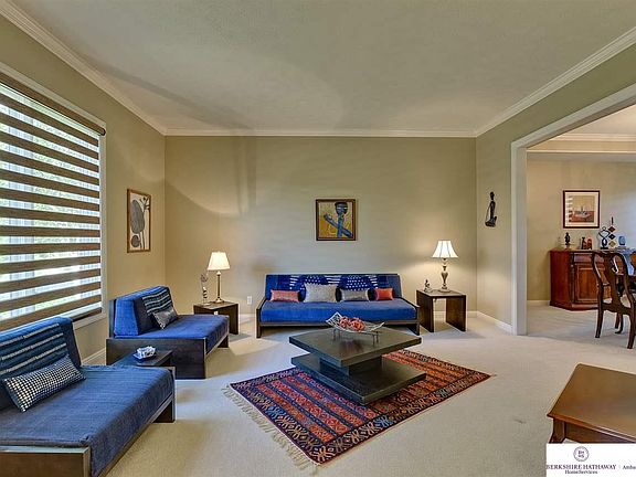 3rd image of 13711 Parker Cir