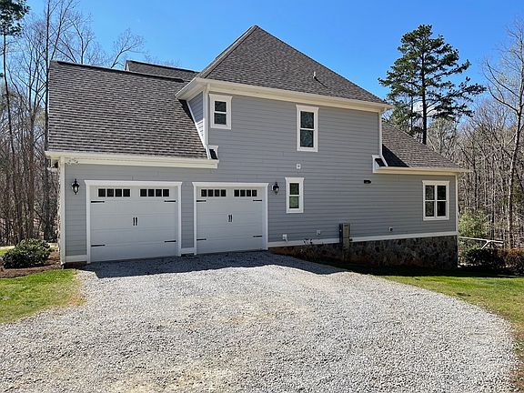 3rd image of 62 Sir Peyton Dr