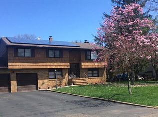 40 Wickley Ave, Piscataway, NJ 08854