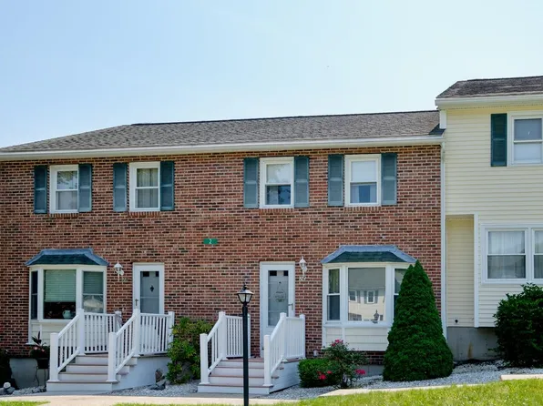 120 Newton Road #2C, Plaistow, NH 03865