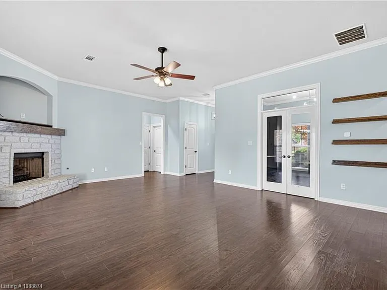 3725 Colfax Way — Photo 10