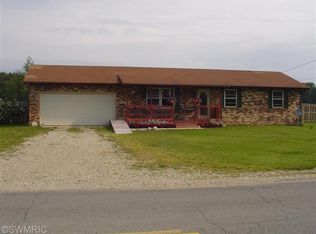 18300 State Line Rd, Edwardsburg, MI 49112