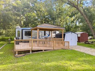 17/83 Woodhaven Dr E, Sublette, IL 61367