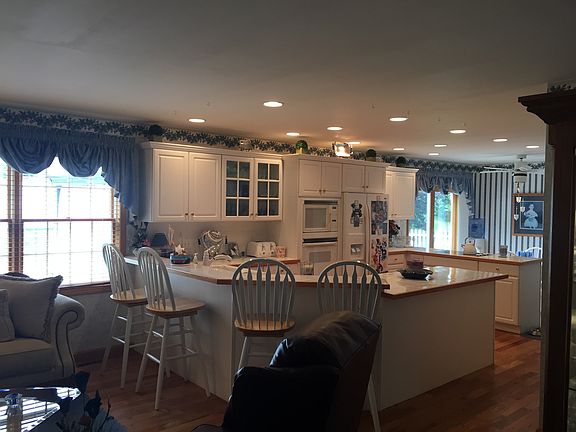 Spacious Kitchen