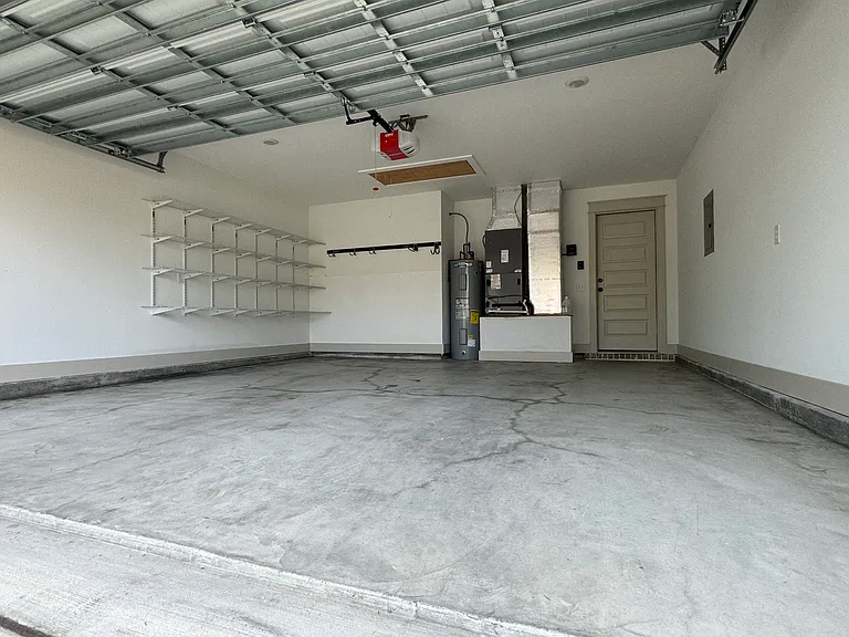 4640 Delwood Park Blvd — Photo 38