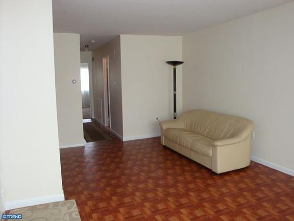 2nd Flr Living Room