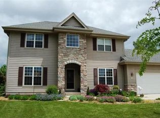 1148 Bobolink Ave, Grafton, WI 53024