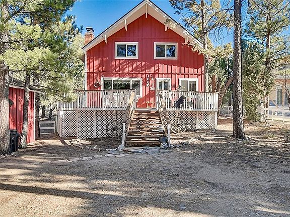 3rd image of 1060 Ash Ln