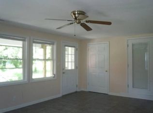 12 Carousel Ct #A, Wilmington, DE 19808