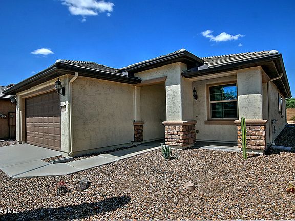 3rd image of 7962 W SARATOGA Way
