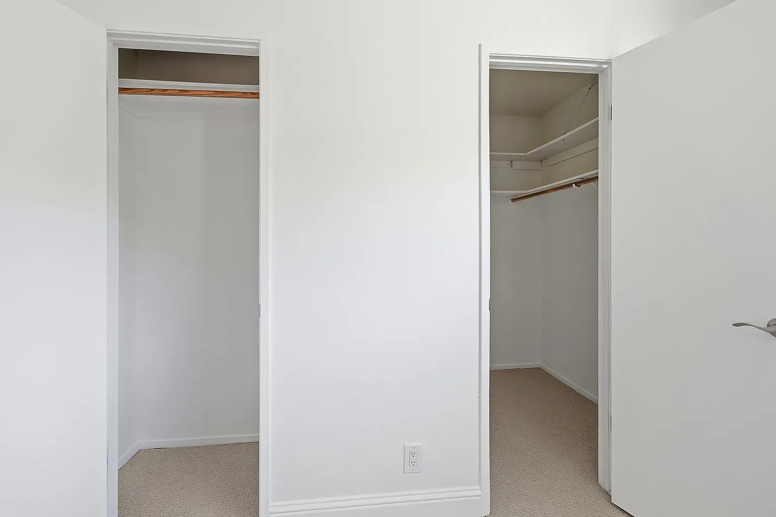 4 bed, 1344 sqft, $4,400 — Photo 2
