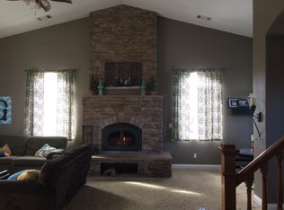 19465 Marquita Ave, Tehachapi, CA 93561