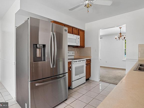 5th image of 6610 Michele Ct