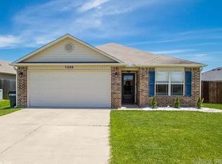1208 Anemone Dr, N Little Rock, AR 72117