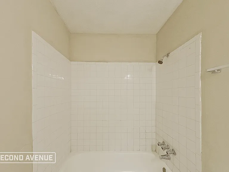 5792 Jardin Pl — Photo 16