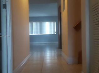 6703 NW 166th Ter, Miami Lakes, FL 33014