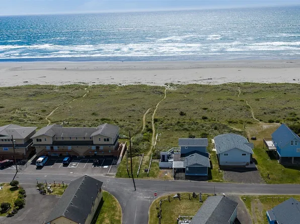 48571 Pacific Avenue, Moclips, WA 98571