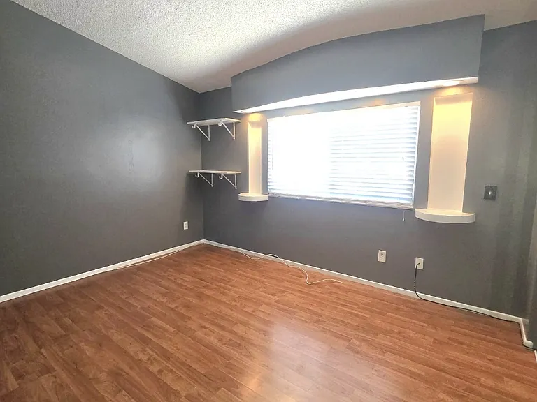 621 E Avenue J12 — Photo 9